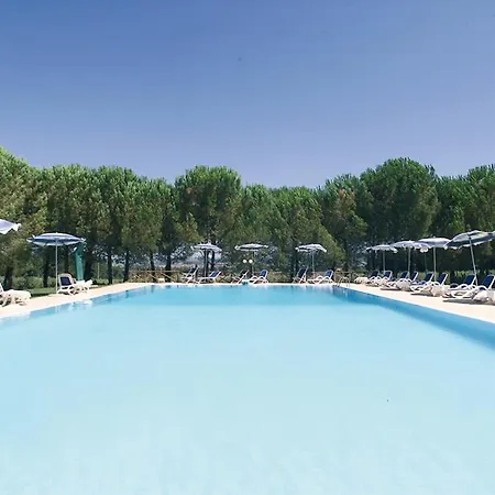 Ranch Hotel-2
